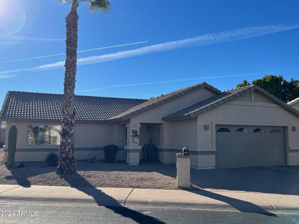 5755 E Leonora Street, Mesa, AZ 85215