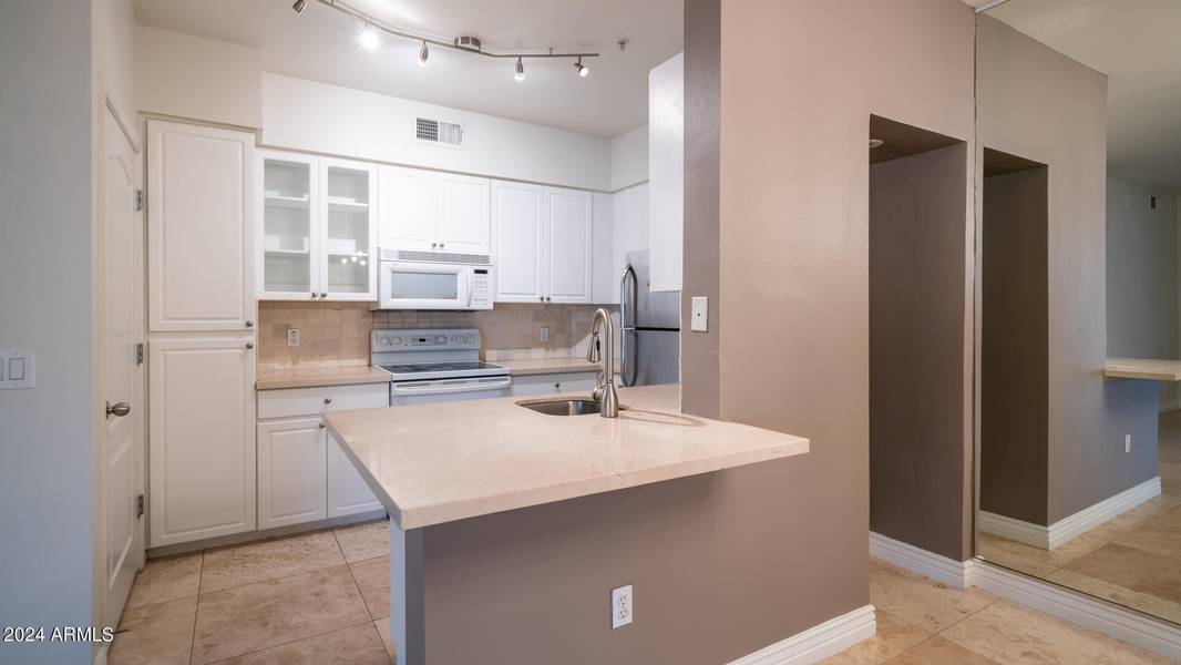 1701 E COLTER Street #416, Phoenix, AZ 85016