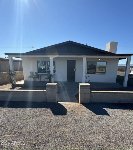 935 W GRACE Avenue, Pirtleville, AZ 85626