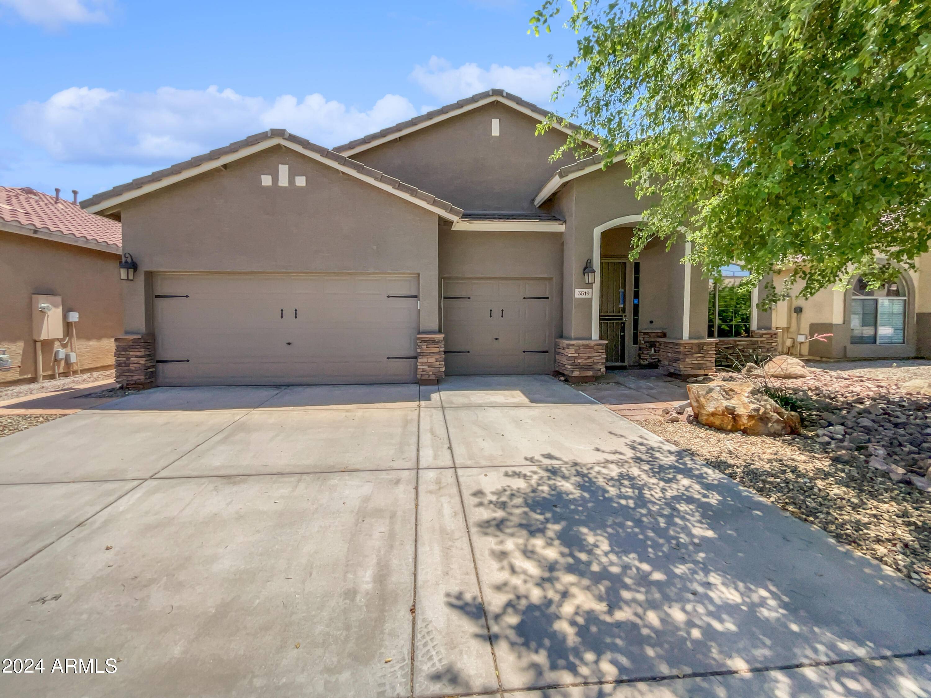 3519 W MORGAN Lane, San Tan Valley, AZ 85144