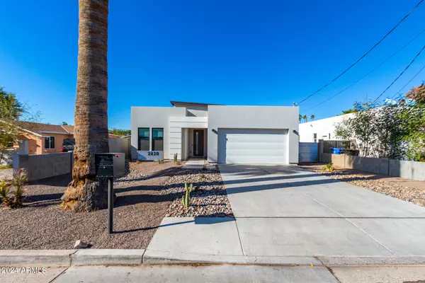 2820 N 28TH Place, Phoenix, AZ 85008