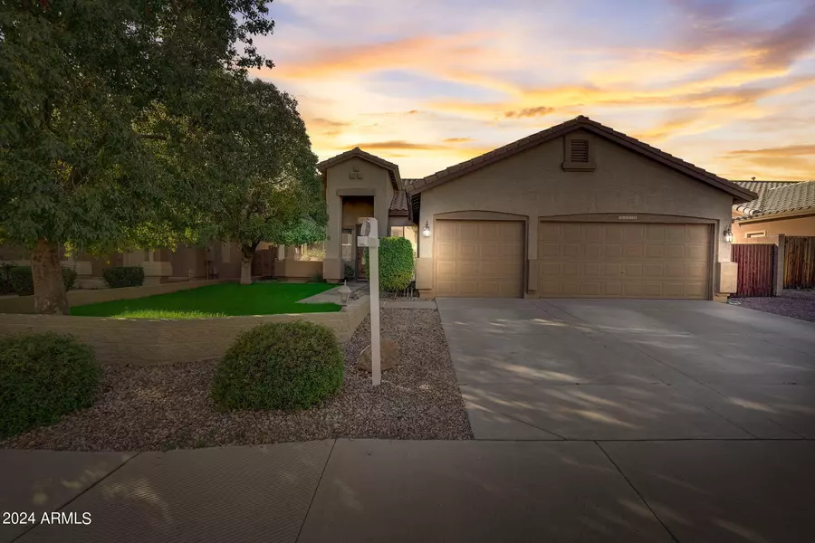 21638 N 89th Drive, Peoria, AZ 85382