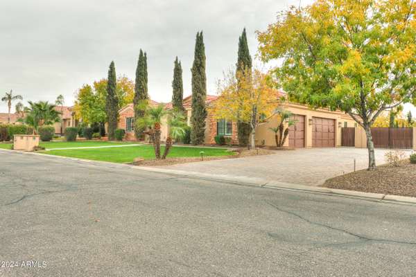 Chandler, AZ 85249,11317 E CHESTNUT Drive