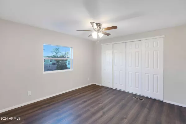 Mesa, AZ 85201,320 E McKellips Road #44