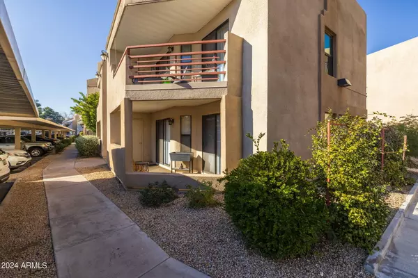 Scottsdale, AZ 85254,4850 E DESERT COVE Avenue #106