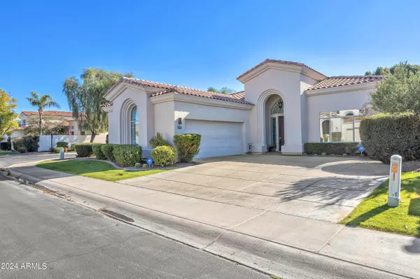 Scottsdale, AZ 85250,7643 E KRALL Street