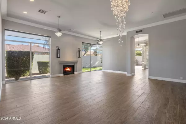 Scottsdale, AZ 85250,7643 E KRALL Street