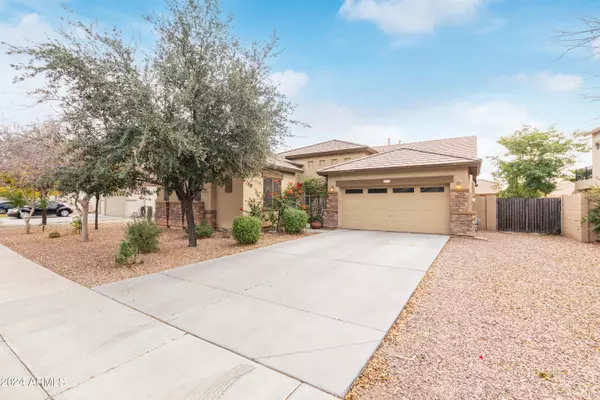 7175 W FLYNN Lane, Glendale, AZ 85303