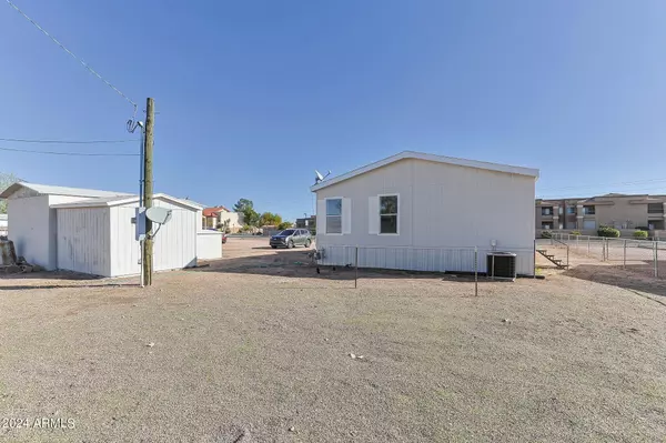 Apache Junction, AZ 85120,596 S DELAWARE Drive