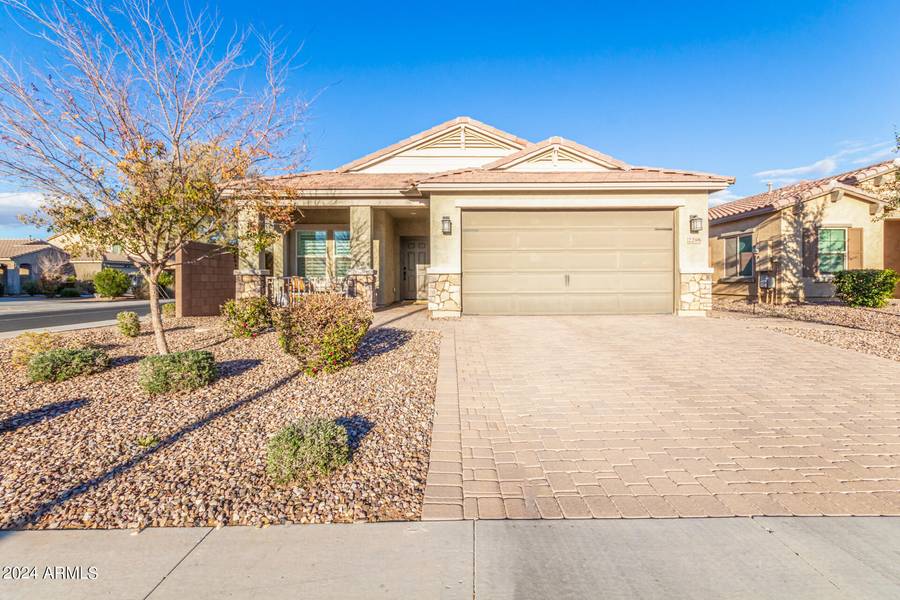 2298 E MEWS Road, Gilbert, AZ 85298