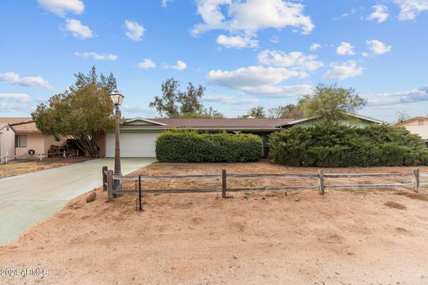 Wickenburg, AZ 85390,475 VILLA SERENO Drive