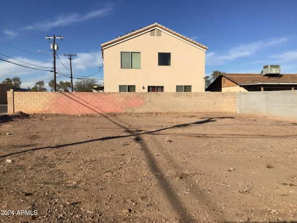 Avondale, AZ 85323,25 S 1ST Street #25