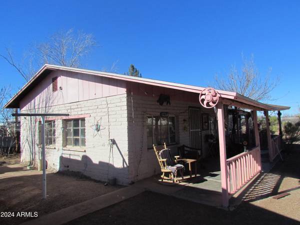 Douglas, AZ 85607,2622 N CAMINO PINON --