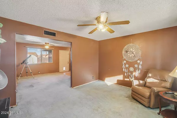 Apache Junction, AZ 85120,1932 S MORENO Drive