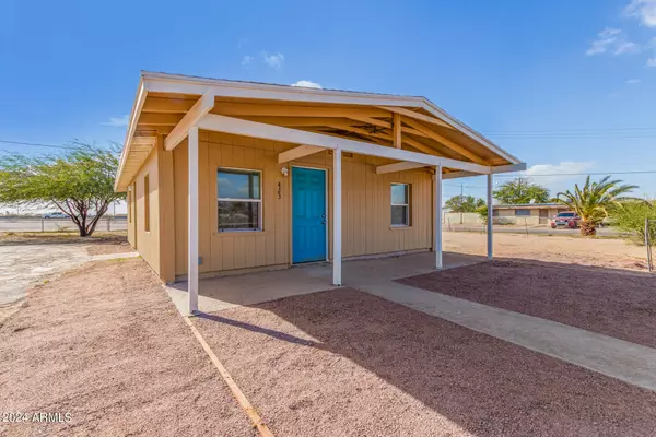 423 W Phoenix Avenue, Eloy, AZ 85131