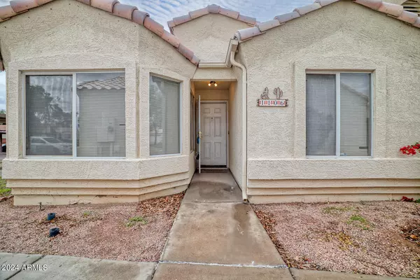 Phoenix, AZ 85037,8520 W PALM Lane #1106