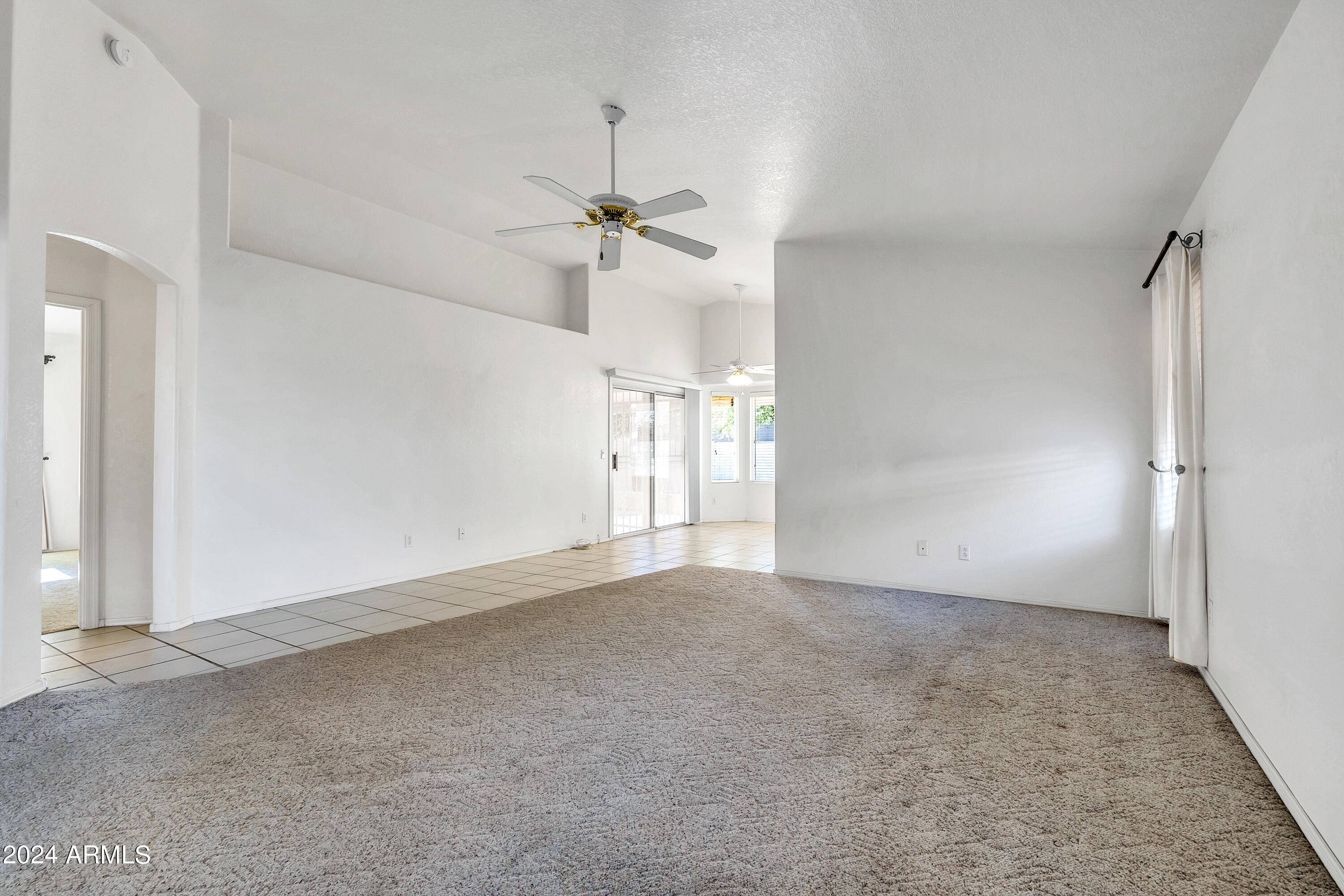 Sun City, AZ 85373,20726 N VENTANA Drive E
