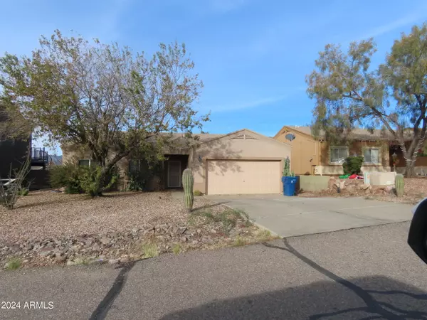 427 W Highlands Drive, Superior, AZ 85173