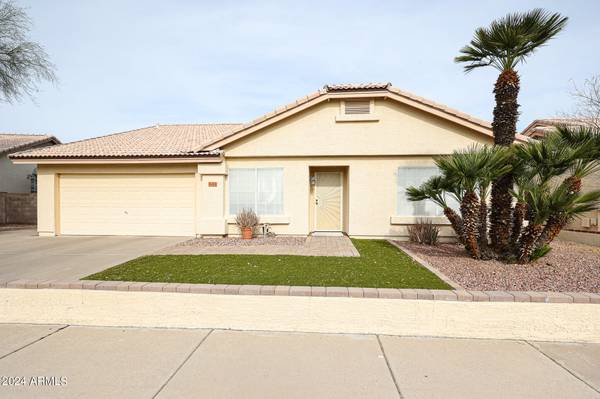 Glendale, AZ 85310,4426 W Calle Lejos --