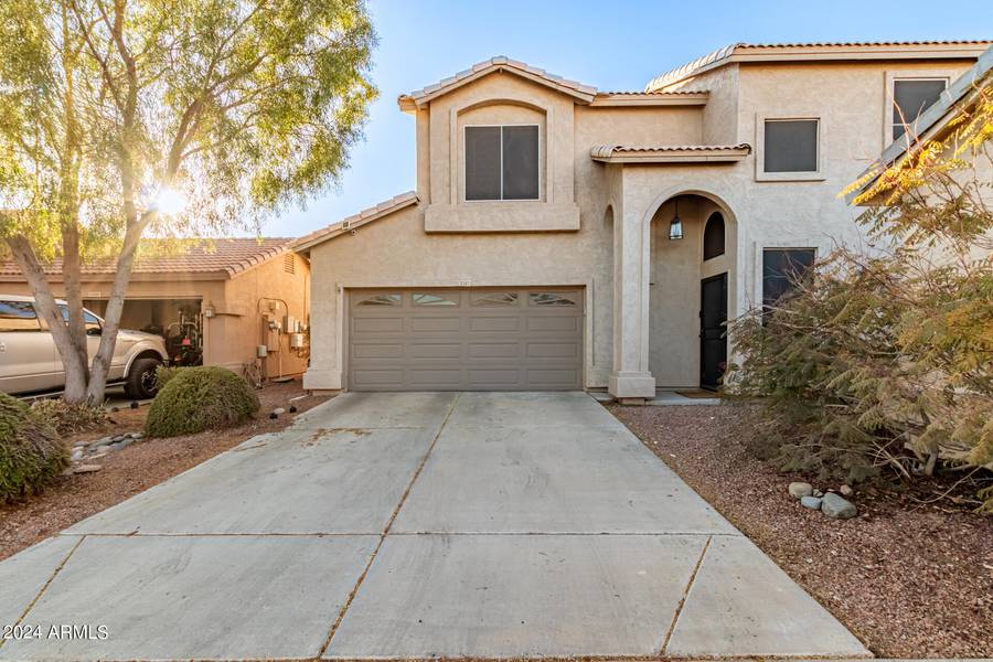 3307 E WALTANN Lane, Phoenix, AZ 85032