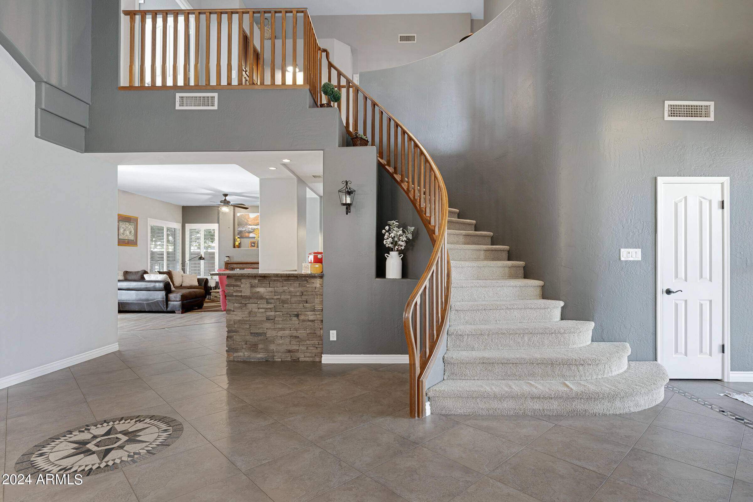 Phoenix, AZ 85045,16018 S 7TH Drive