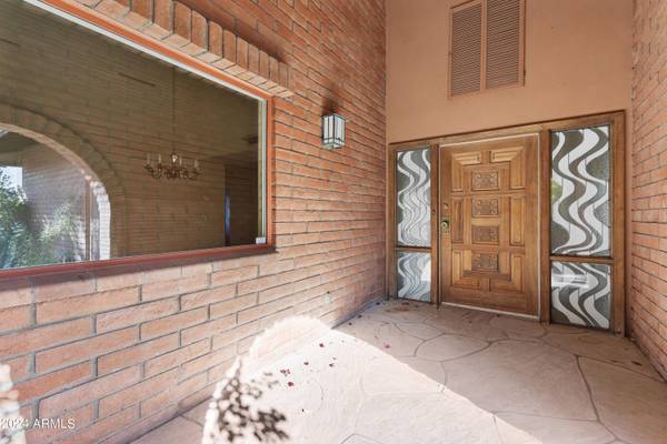 Paradise Valley, AZ 85253,7101 N 47TH Street