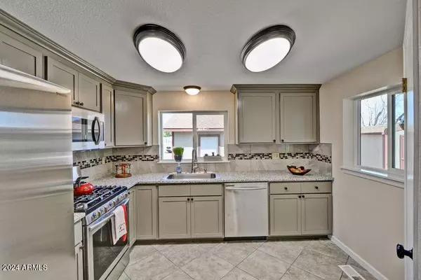 Hillside, AZ 86301,25960 W Old Granthams Road