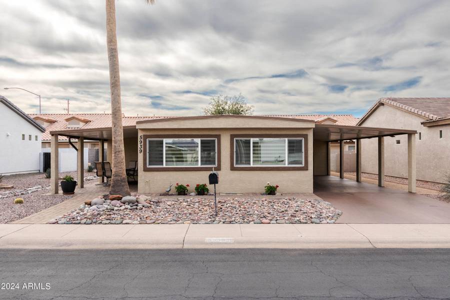 5939 E KENWOOD Street, Mesa, AZ 85215