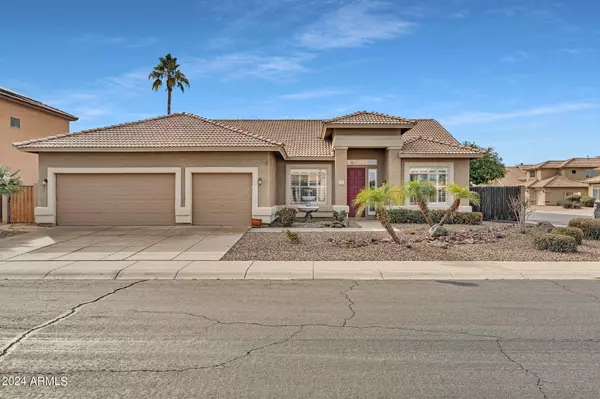 Gilbert, AZ 85296,221 E APPALOOSA Court