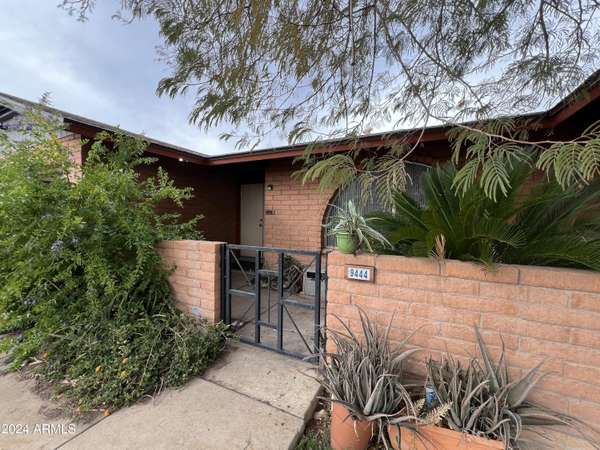 Glendale, AZ 85302,9444 N 50th Drive