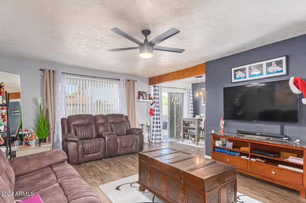 Mesa, AZ 85202,2338 W LINDNER Avenue #35