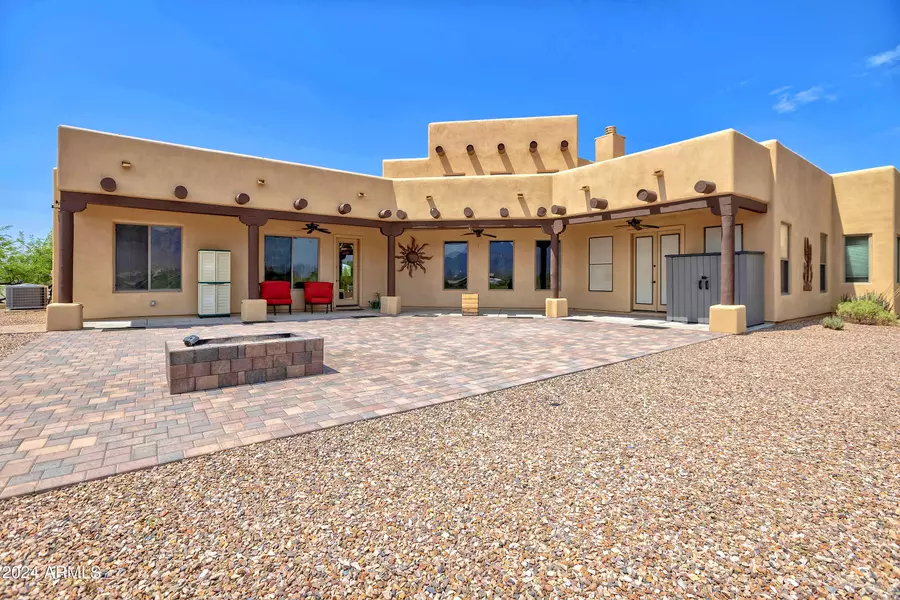 4343 E 6TH Avenue, Apache Junction, AZ 85119