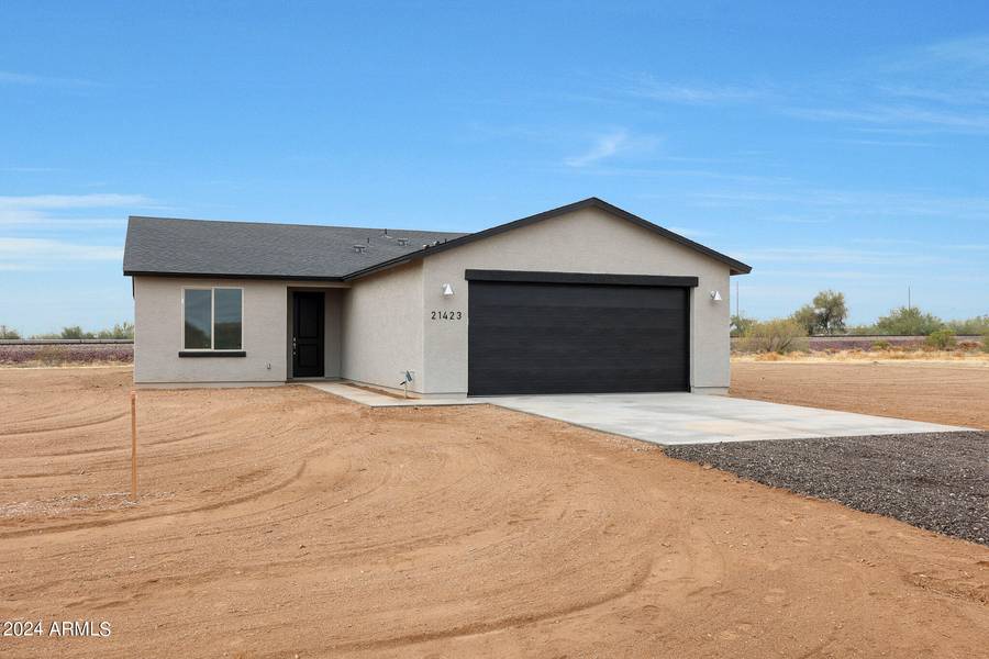 21423 W Sleepy Ranch Road, Wittmann, AZ 85361