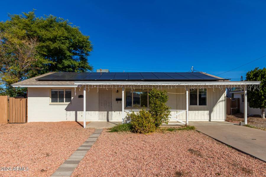 11114 W MISSOURI Avenue, Youngtown, AZ 85363