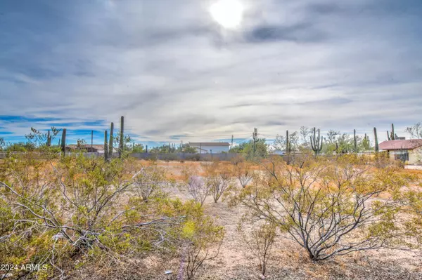 Apache Junction, AZ 85120,1275 W SUPERSTITION Boulevard #15