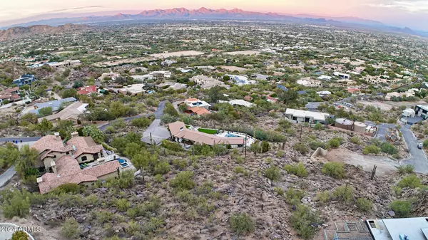 Paradise Valley, AZ 85253,5240 N 61ST Street #-