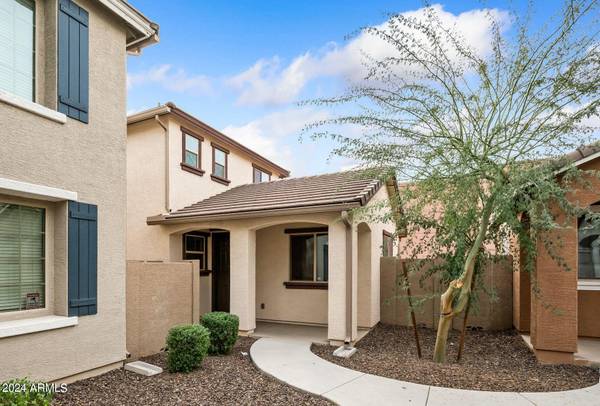 2652 N 73RD Glen, Phoenix, AZ 85035