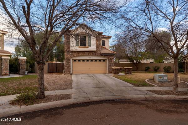 1463 S Owl Drive,  Gilbert,  AZ 85296