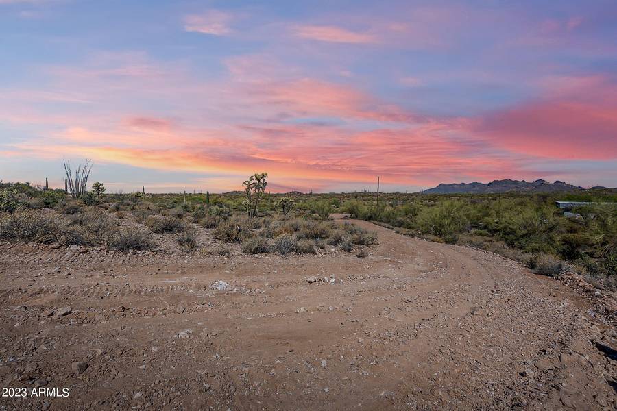 0 E Sagebrush Street #LOT 1, Apache Junction, AZ 85119