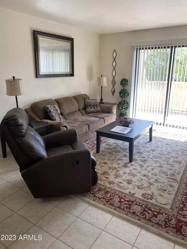 540 S WEST Road #14, Wickenburg, AZ 85390