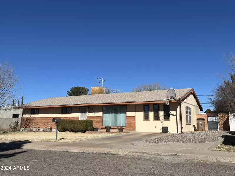 2110 E 7TH Street, Douglas, AZ 85607