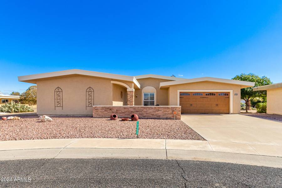 17033 N Joshua Tree Court, Sun City, AZ 85373