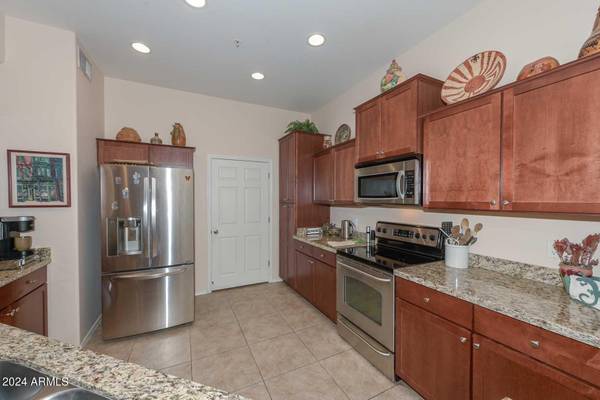 Surprise, AZ 85374,14575 W MOUNTAIN VIEW Boulevard #12206