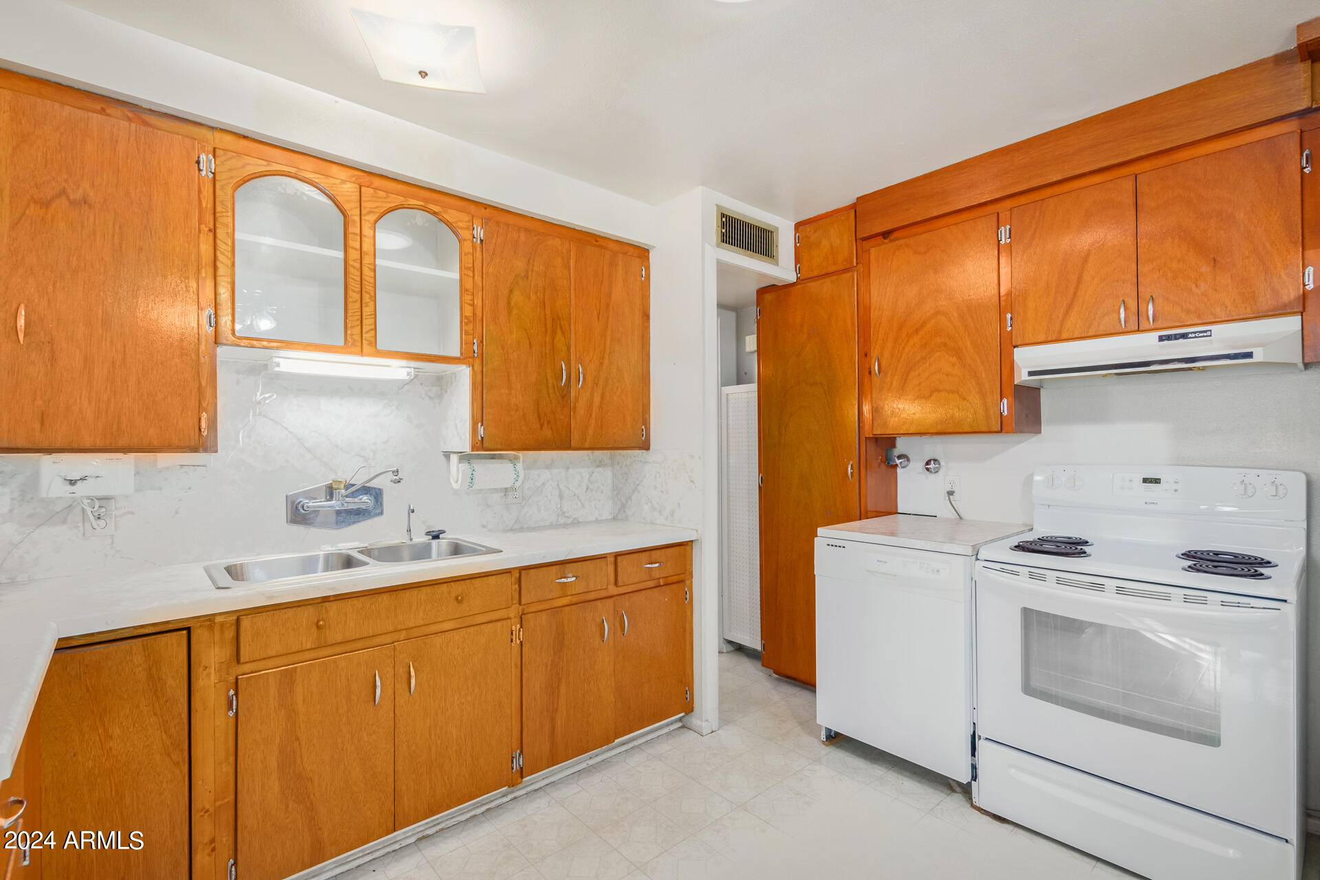 Youngtown, AZ 85363,11107 W Elk Avenue
