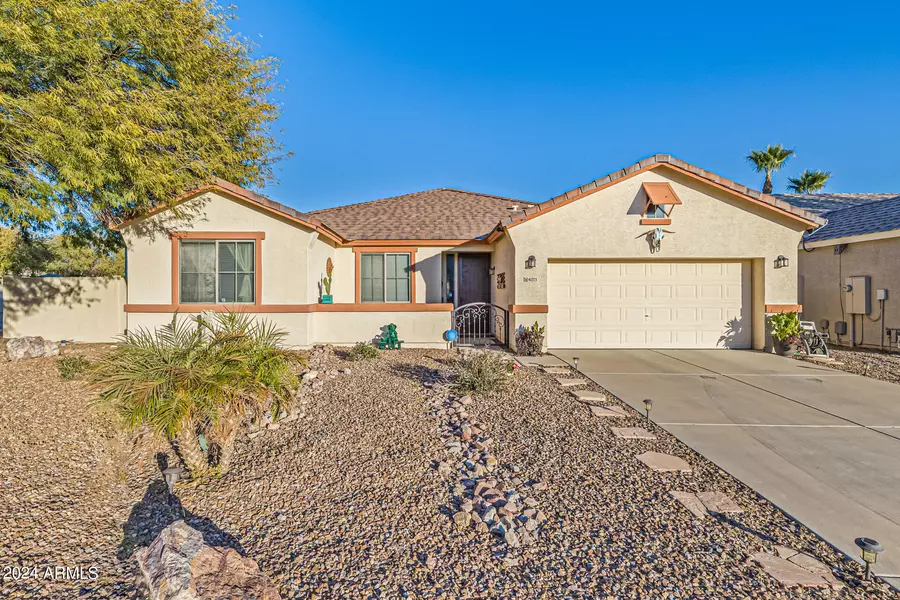 40375 N PARISI Place, San Tan Valley, AZ 85140