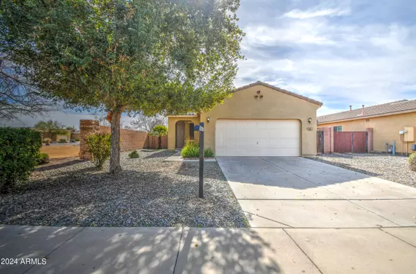 San Tan Valley, AZ 85143,731 W LOVE Road