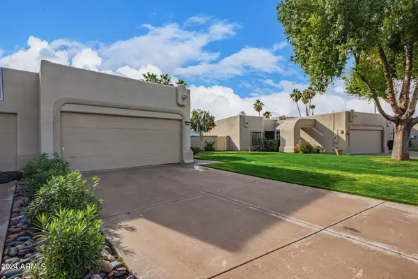 Scottsdale, AZ 85260,8833 E MEADOW HILL Drive