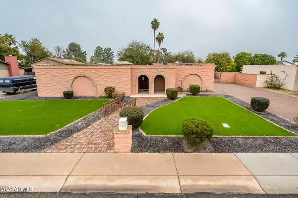 105 S GALAXY Drive, Chandler, AZ 85226