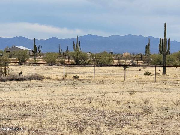 Morristown, AZ 85342,0 N 253rd - 4.7 ACRES Avenue #-