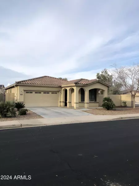 18112 W IVY Lane, Surprise, AZ 85388